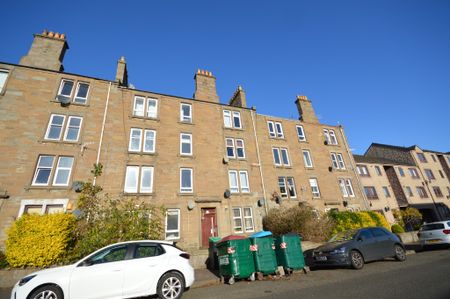 21 Scott Street, West End, Dundee - Photo 2