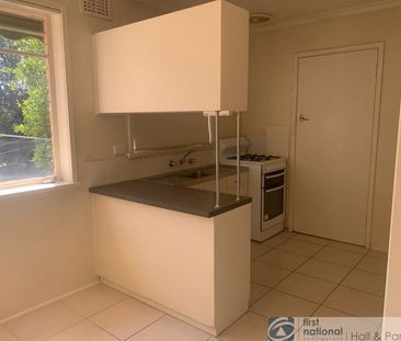 3 Finchaven Avenue, Keysborough - Photo 2