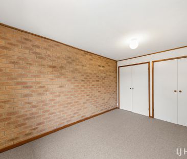 33 Strong Place, Belconnen ACT 2617 - Townhouse For Rent | Domain - Photo 6