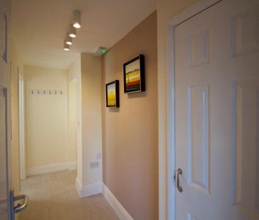 4 bedroom townhouse to rent - Photo 4