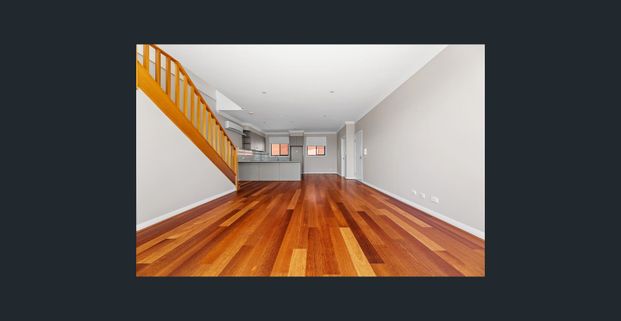 CENTRE ROAD’S STYLISH RETREAT - Photo 1