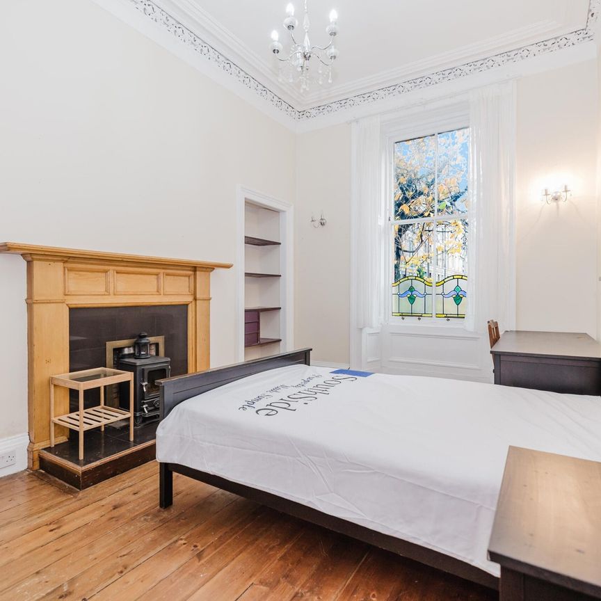 1709L Lutton Place, Edinburgh, EH8 9PF - Photo 1