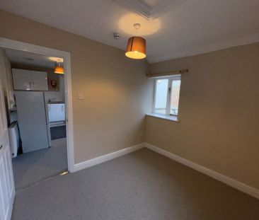 Alphington Street, Exeter - Photo 1