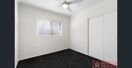 Lowset Living At Its Best - Photo 5