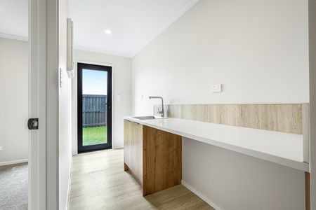 Introducing this stunning, brand new three-bedroom, two-bathroom home, expertly crafted by the reputable Friendship Builders. - Photo 4