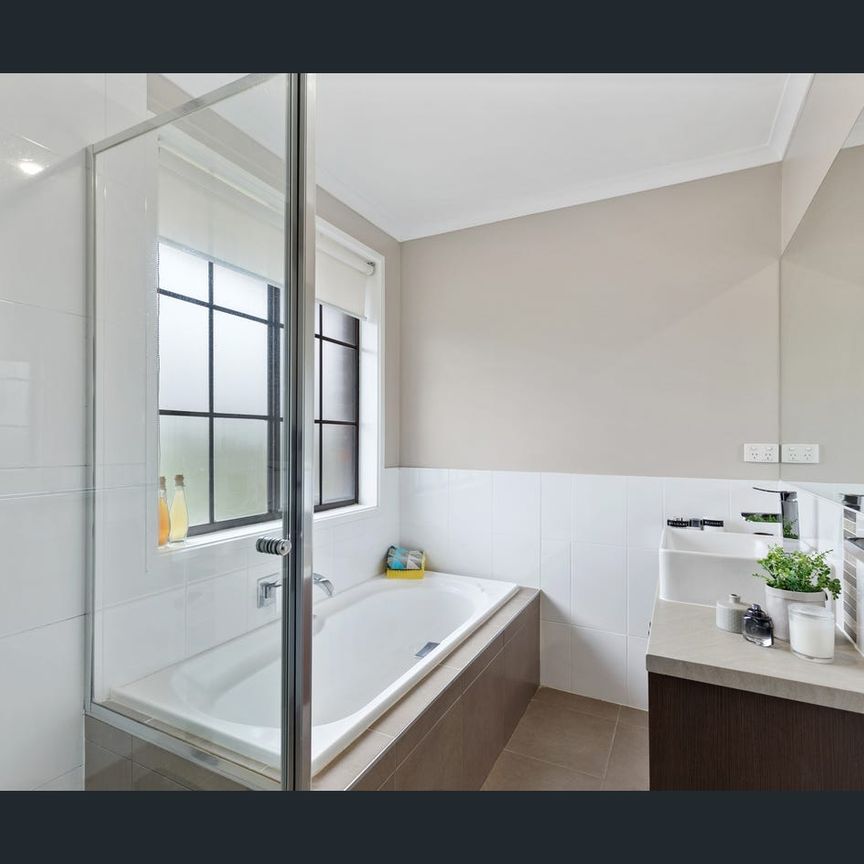 Welcome to your perfect family sanctuary at 3 Vines Court, Mill Park VIC 3082 - Photo 1