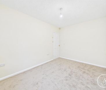 2 bedroom semi-detached bungalow to rent - Photo 3