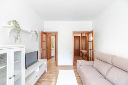 Carrer del Marquès de Sentmenat, Barcelona, Catalonia 08029 - Foto 3