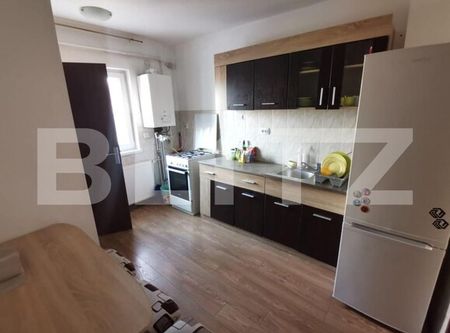Apartament 4 camere,92 mp utili, zona Spitalul de Recuperare - Fotografie 2