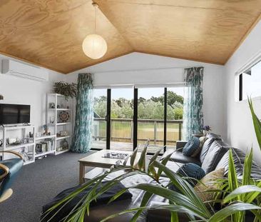 TE AROHA - 3 BEDROOMS - Photo 3