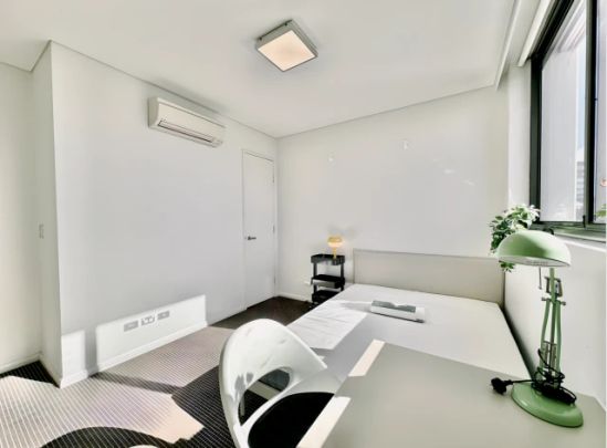 4 Ascot Ave, Sydney - Photo 1