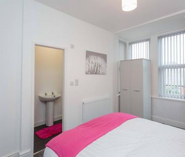 1 bedroom flat to rent - Photo 6