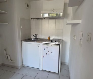 Location Appartement 1 pièce 22m² SURESNES 92150 - Photo 3