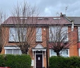 Studio Flat, Sidney Avenue, N13 - Photo 1