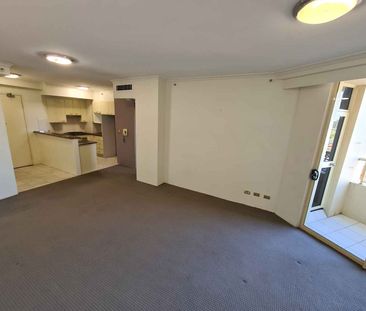 IN THE HEART OF STRATHFIELD - Photo 5