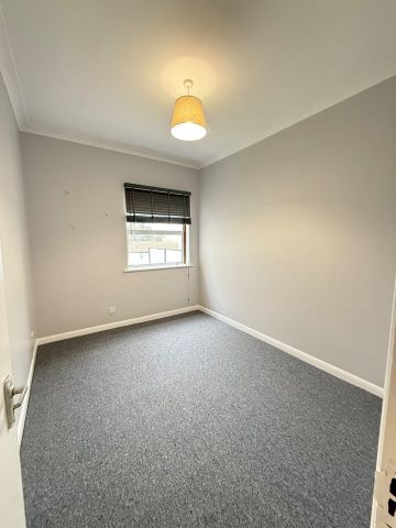 2 Bed Flat, Station Road, NW4 - Photo 2