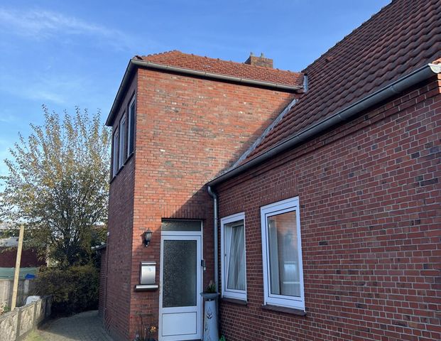 Oberwohnung mit ausreichend Platz in Moormerland-Warsingsfehn! - Photo 1