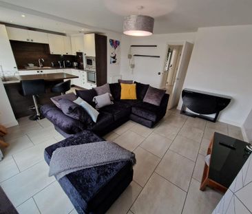 2 bedroom flat to rent - Photo 4