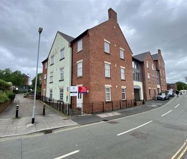 2 bedroom flat to rent - Photo 2