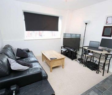 Ushers Court, Trowbridge, BA14 - Photo 1