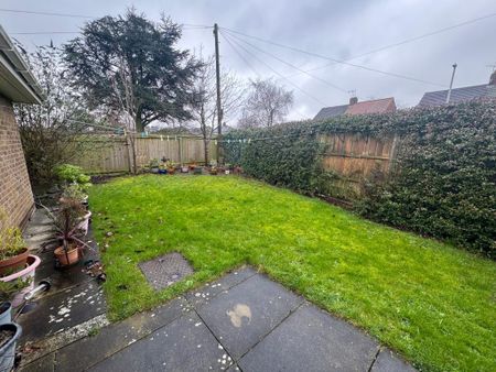 2 bedroom bungalow to rent - Photo 3