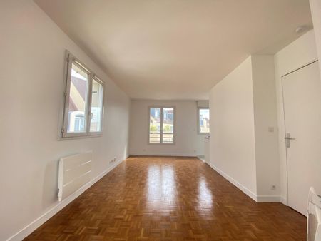 Location appartement 1 pièce - F1 Rueil malmaison - Photo 4