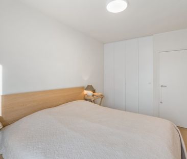 Volledig instapklaar, hedendaags en zeer stijlvol gemeubeld appartement met 2 slaapkamers - Foto 1