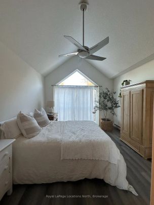 378 Mariners Way #9 - Photo 1