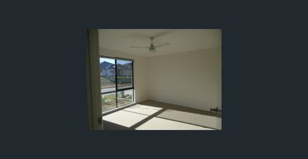 FAMILY HOME IN WARNER LAKES - Photo 5