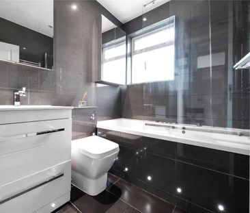 3 Bed Terraced House, Kynaston Avenue, CR7 - Photo 5