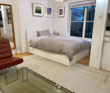 Elizabeth Bay - Photo 6