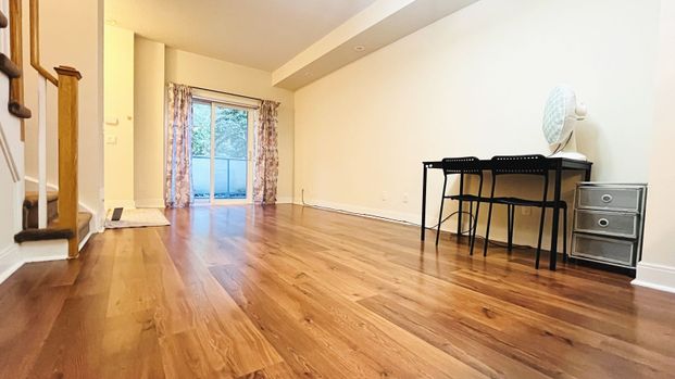 For Lease - 310 Village Green Square Unit# 11, Toronto, Ontario - Photo 1