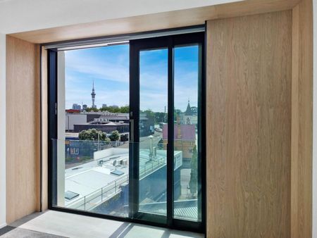 1 bedroom apartment in Ponsonby - Photo 2