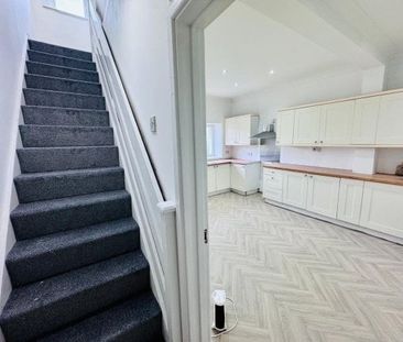 Cwmamman Road, Ammanford, SA18 - Photo 3