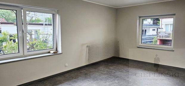 Mieszkanie z ogródkiem i miejscem postojowym - Photo 1