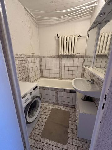 Trzypokojowe mieszkanie w Policach - Photo 5