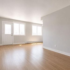 1 CH - 1 SDB - Châteauguay - $1,325 /mo - Photo 2