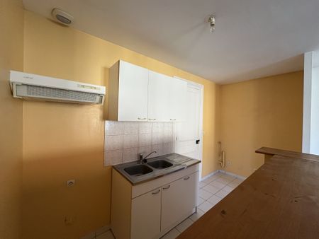 LOCATION APPARTEMENT F2 HYPER CENTRE FAREMOUTIERS - Photo 3