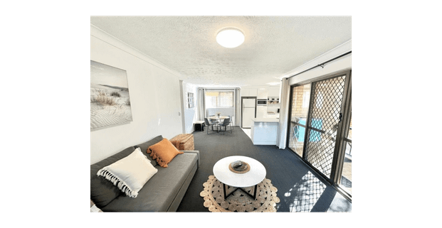 FULLY FURNISHED APARTMENT WITH OUTDOOR LIVING - Photo 1
