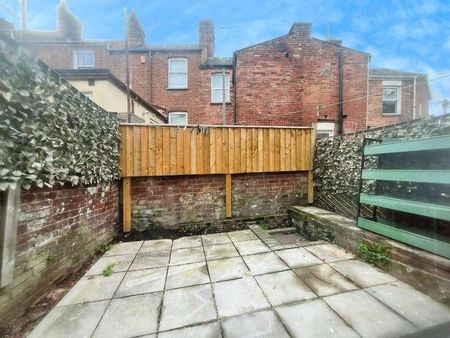 Roberts Road, St Leonards, Exeter, EX2 - Photo 5