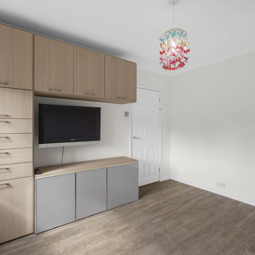 4 Bedroom Detached House To Rent - Photo 1
