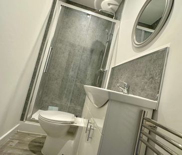 Corporation Road Room 1 - Photo 6