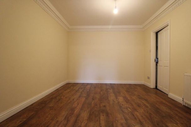 1 bedroom Ground floor flat to rent - Photo 1