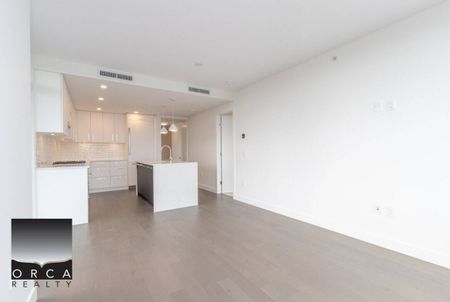 804-1588 Johnston Road, White Rock - Photo 4