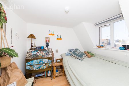 5 bedroom terraced house to rent - Photo 2