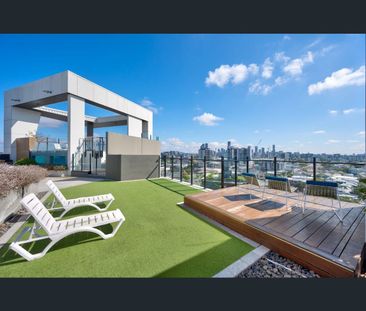 607/148 Logan Road, Woolloongabba, Qld 4102 - Photo 1
