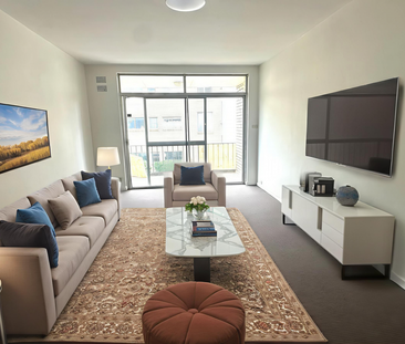 SPACIOUS 3 BEDROOM UNIT WITH BRAND NEW KITCHEN - Photo 6