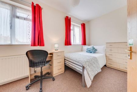 6 bedroom house to rent - Photo 5