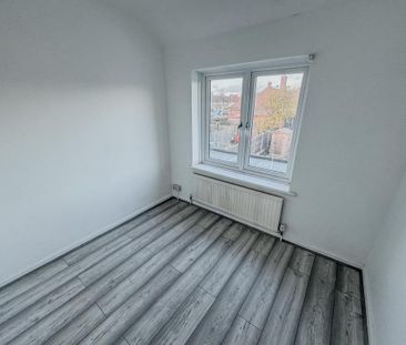 3 bedroom detached house to rent - Photo 3