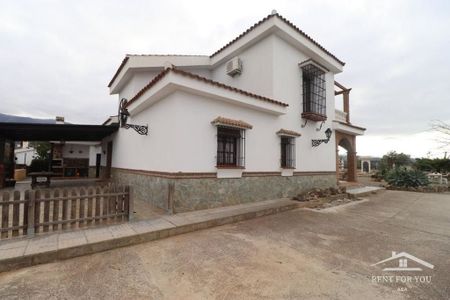 5 bedroom luxury Villa for rent in Alhaurín el Grande, Andalusia - Photo 2